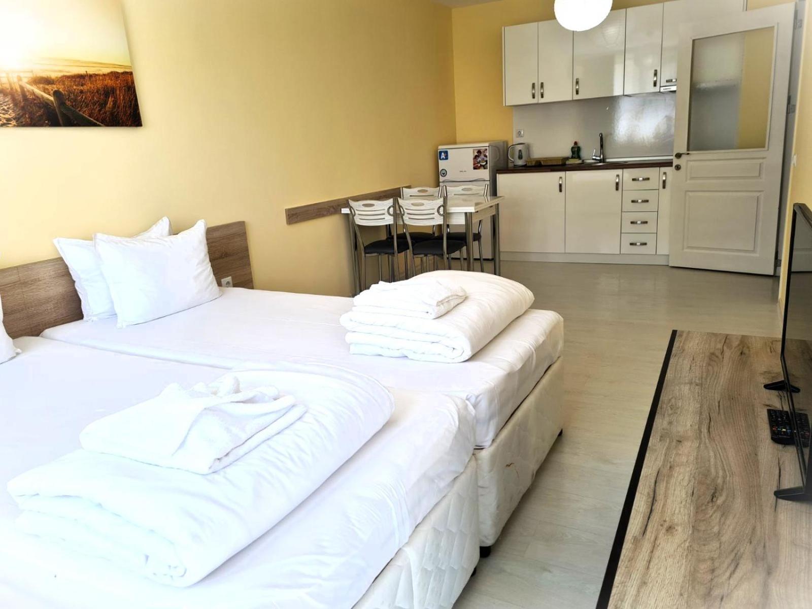 Apartments Stamopolu Lux With Pool View Primorsko Exteriér fotografie